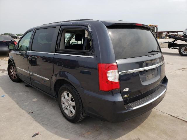 Photo 3 from auction – 2013 CHRYSLER TOWN & COU with VIN 2C4RC1BG2DR630015