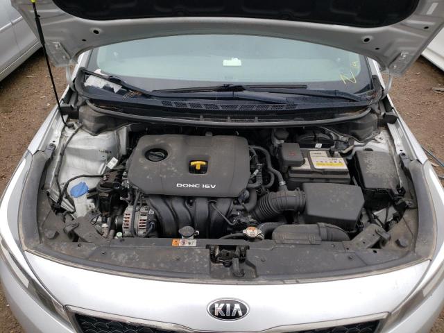 Photo 7 from auction – 2017 KIA FORTE LX with VIN 3KPFK4A77HE130268