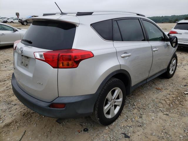 Photo 4 from auction – 2014 TOYOTA RAV4 XLE with VIN 2T3WFREV7EW117983