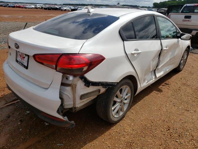 Photo 4 from auction – 2017 KIA FORTE LX with VIN 3KPFL4A75HE116947