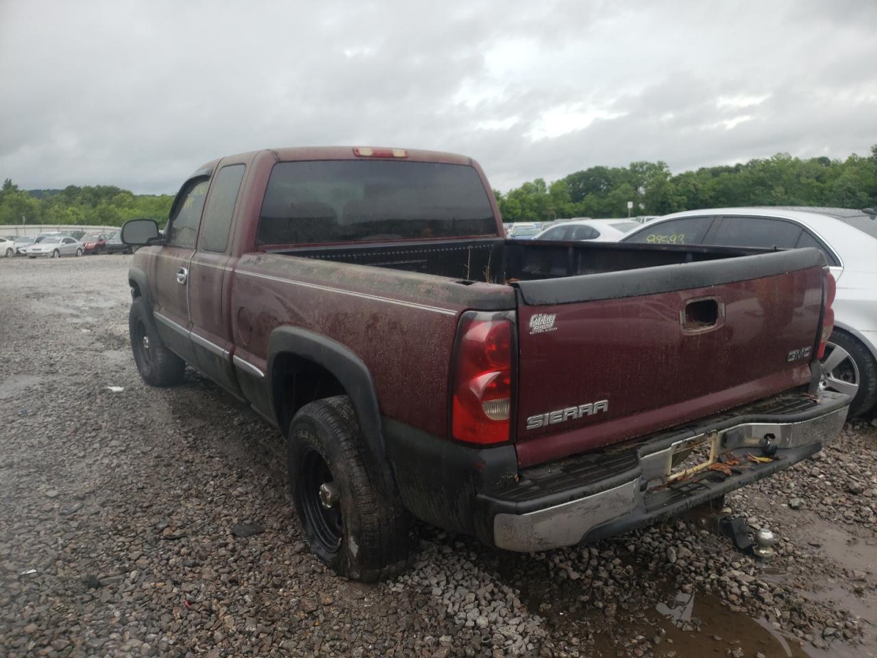 Photo 16 from auction – 2002 GMC NEW SIERRA with VIN 2GTEK19T421185583