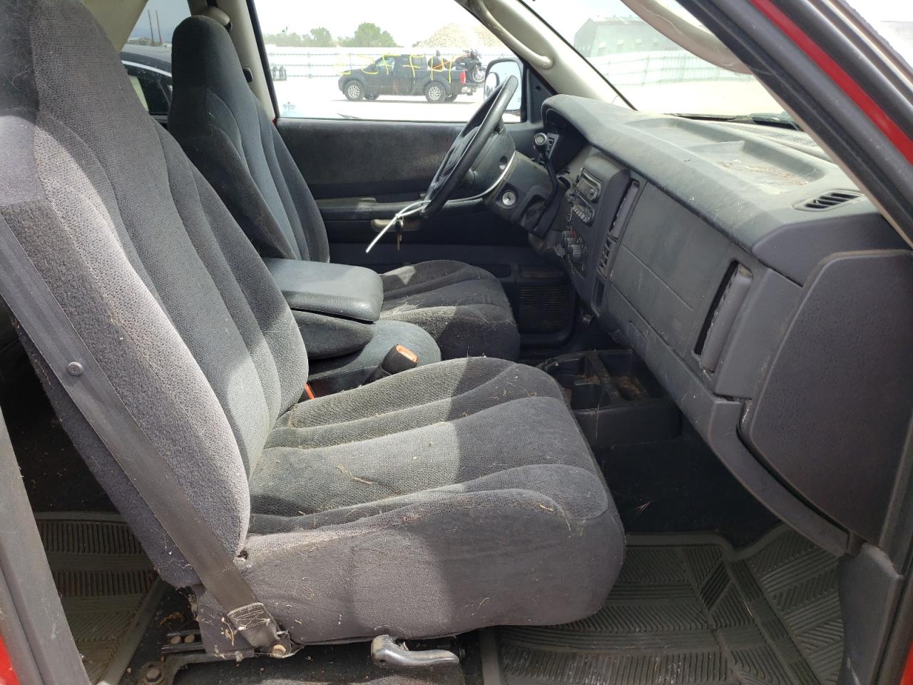 Photo 5 from auction – 2004 DODGE DAKOTA QUA with VIN 1D7HG48N64S730002
