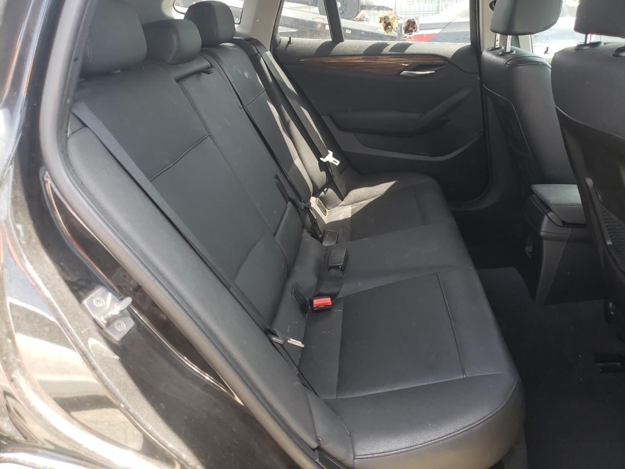 Photo 17 from auction – 2015 BMW X1 SDRIVE2 with VIN WBAVM1C5XFVW57601