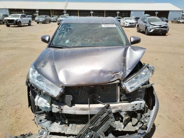 Photo 7 from auction – 2019 TOYOTA HIGHLANDER with VIN 5TDKZRFHXKS554842