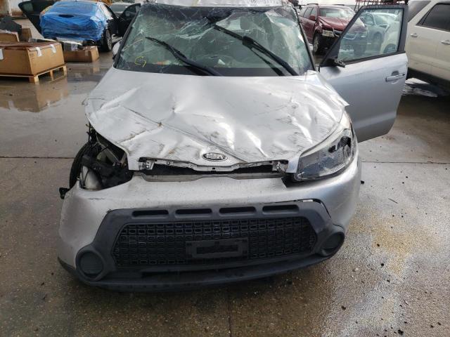 Photo 7 from auction – 2016 KIA SOUL with VIN KNDJN2A27G7827755