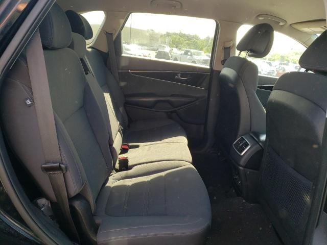 Photo 6 from auction – 2016 KIA SORENTO LX with VIN 5XYPGDA34GG024882