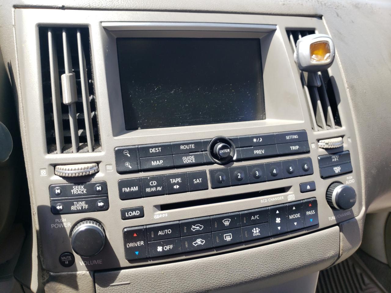 Photo 19 from auction – 2005 INFINITI FX35 with VIN JNRAS08W75X208172