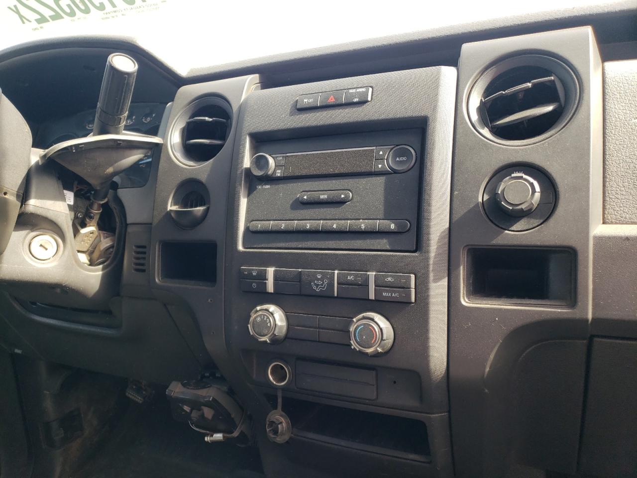 Photo 9 from auction – 2014 FORD F150 with VIN 1FTMF1CM2EKG36631