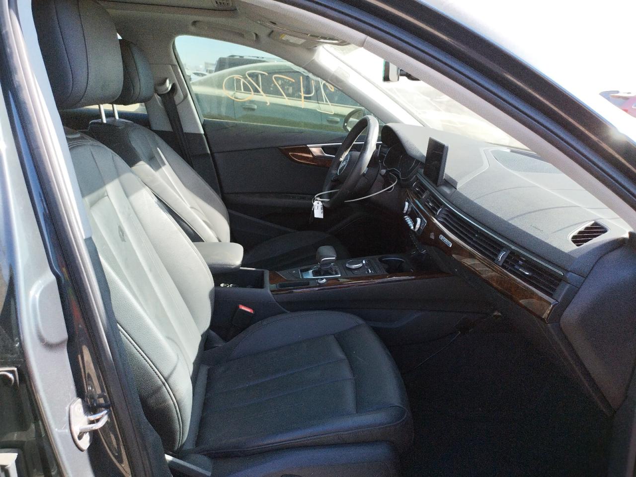 Photo 5 from auction – 2018 AUDI A4 PREMIUM with VIN WAUENAF45JN008507