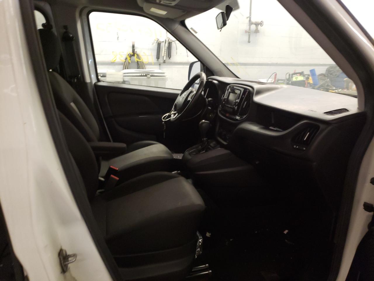 Photo 5 from auction – 2017 RAM PROMASTER with VIN ZFBERFBB1H6G50502