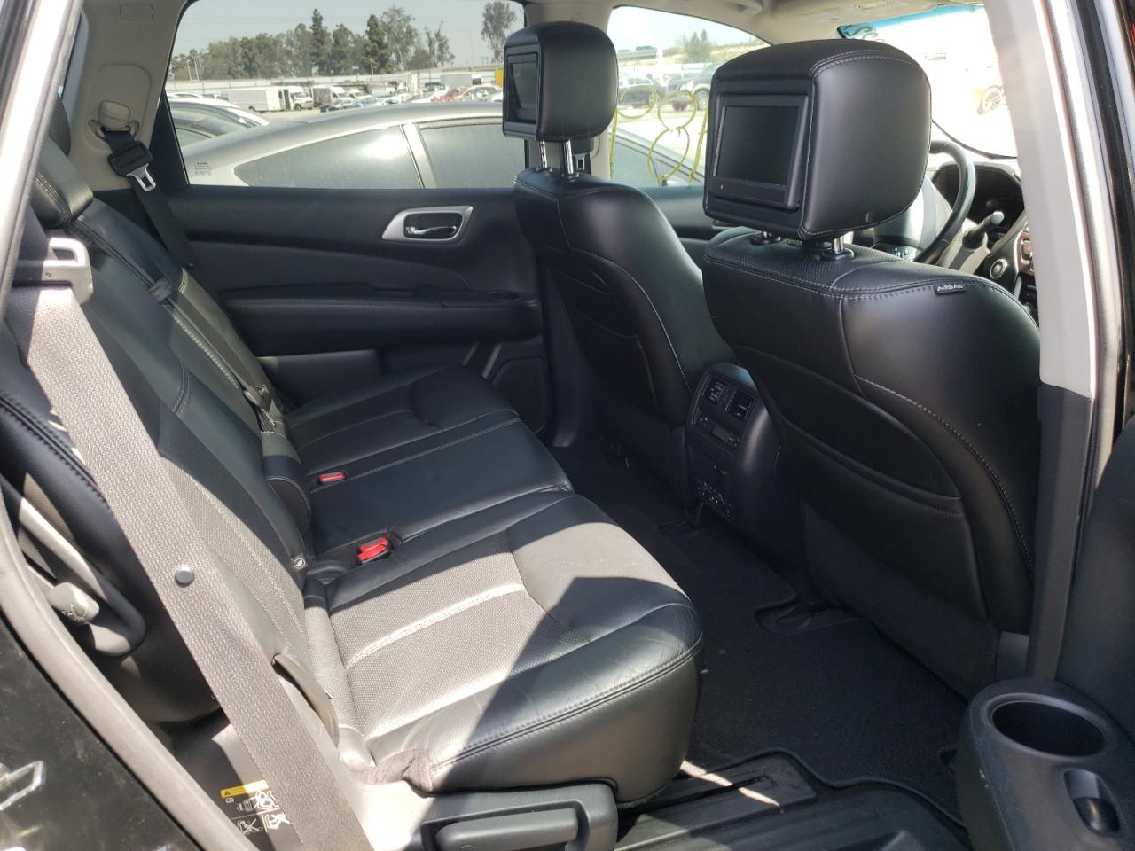 Photo 6 from auction – 2014 NISSAN PATHFINDER with VIN 5N1AR2MN7EC673039