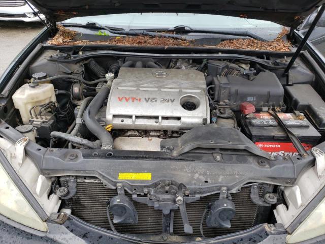 TOYOTA CAMRY LE 2004 with VIN 4T1BF32K74U063596 - Photo from auction