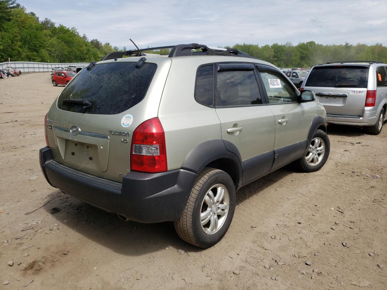 Photo 4 from auction – 2008 HYUNDAI TUCSON SE with VIN KM8JN72D98U734232