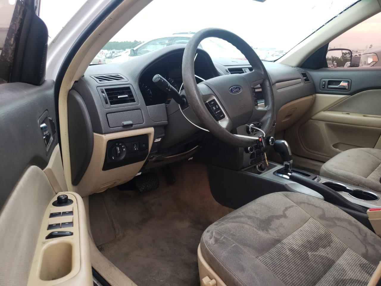 Photo 20 from auction – 2011 FORD FUSION SE with VIN 3FAHP0HA2BR123481