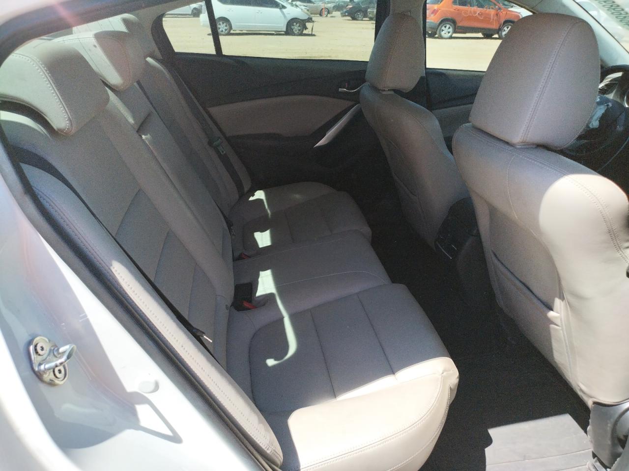 Photo 16 from auction – 2014 MAZDA 6 TOURING with VIN JM1GJ1V56E1111952