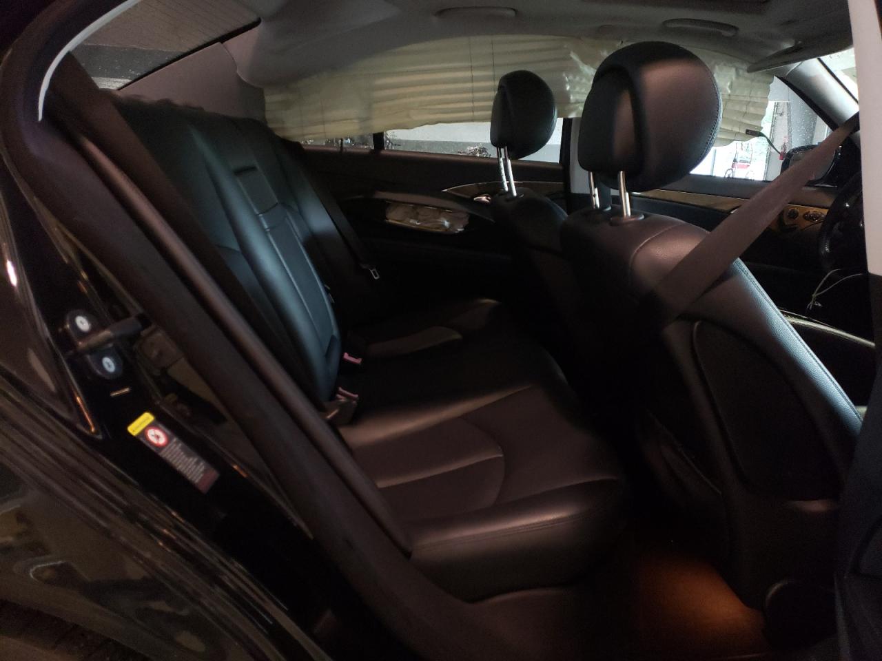 Photo 18 from auction – 2007 MERCEDES-BENZ E 350 with VIN WDBUF56X07B117575