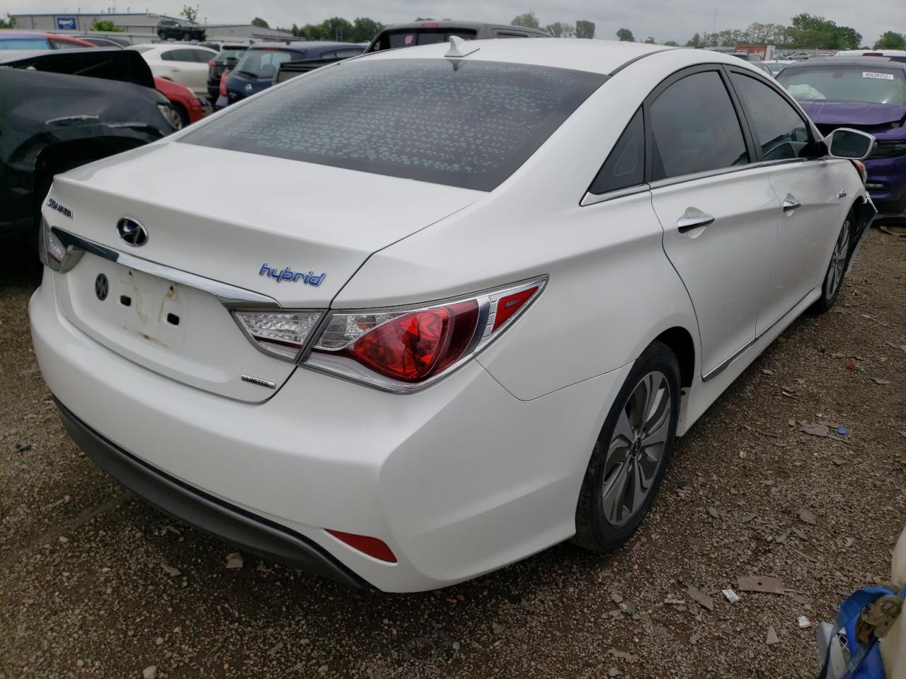Photo 4 from auction – 2013 HYUNDAI SONATA HYB with VIN KMHEC4A45DA090070