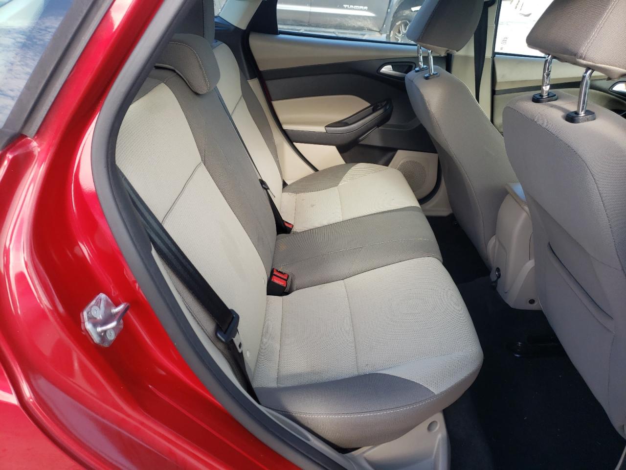 Photo 6 from auction – 2012 FORD FOCUS SE with VIN 1FAHP3K23CL413764
