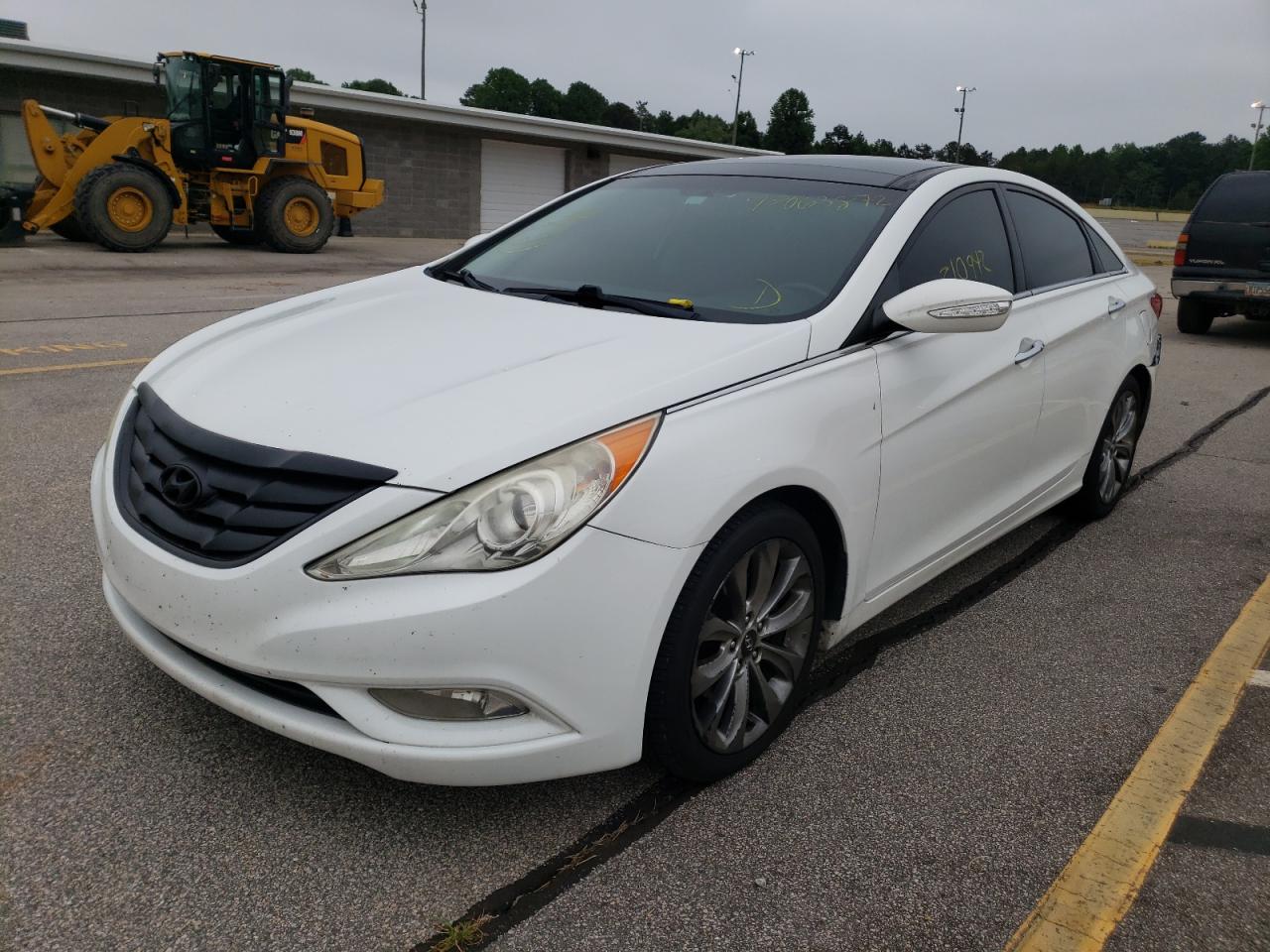 Photo 15 from auction – 2012 HYUNDAI SONATA SE with VIN 5NPEC4AB7CH324574