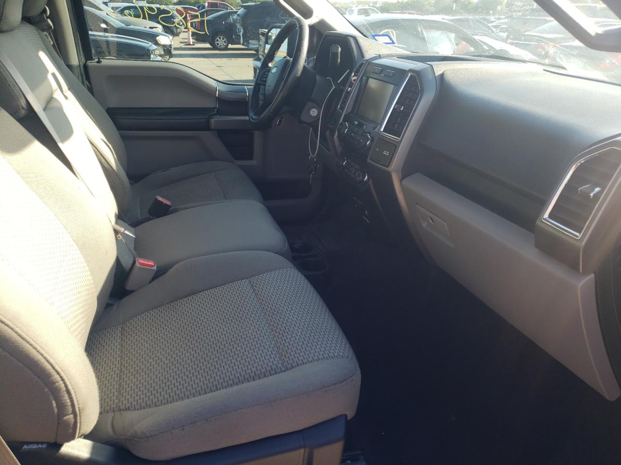 Photo 5 from auction – 2015 FORD F150 SUPER with VIN 1FTEW1CP2FKE28832