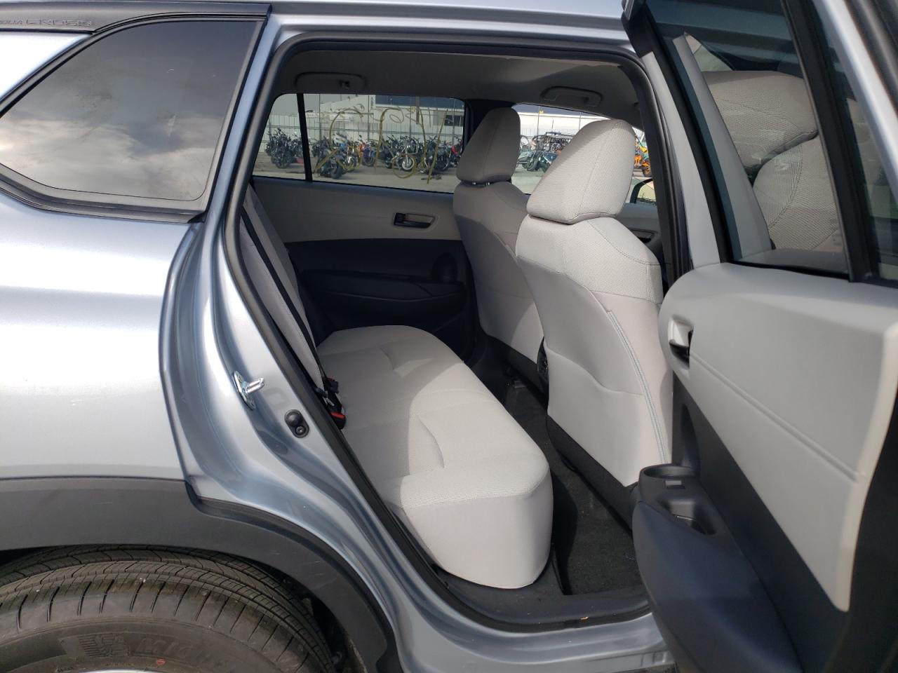Photo 6 from auction – 2022 TOYOTA COROLLA CR with VIN 7MUCAAAG3NV001598