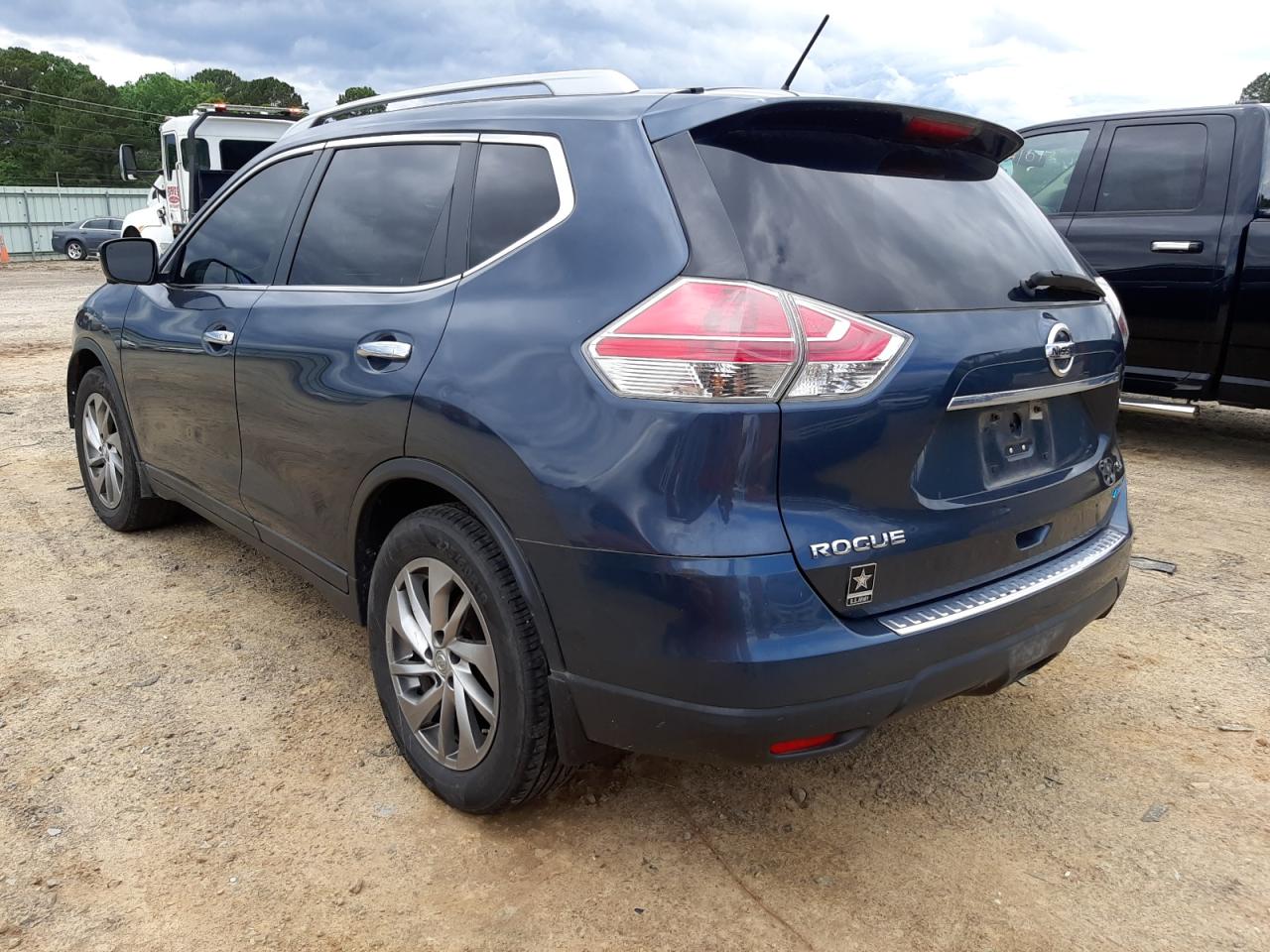Photo 3 from auction – 2014 NISSAN ROGUE S with VIN 5N1AT2MT2EC834526