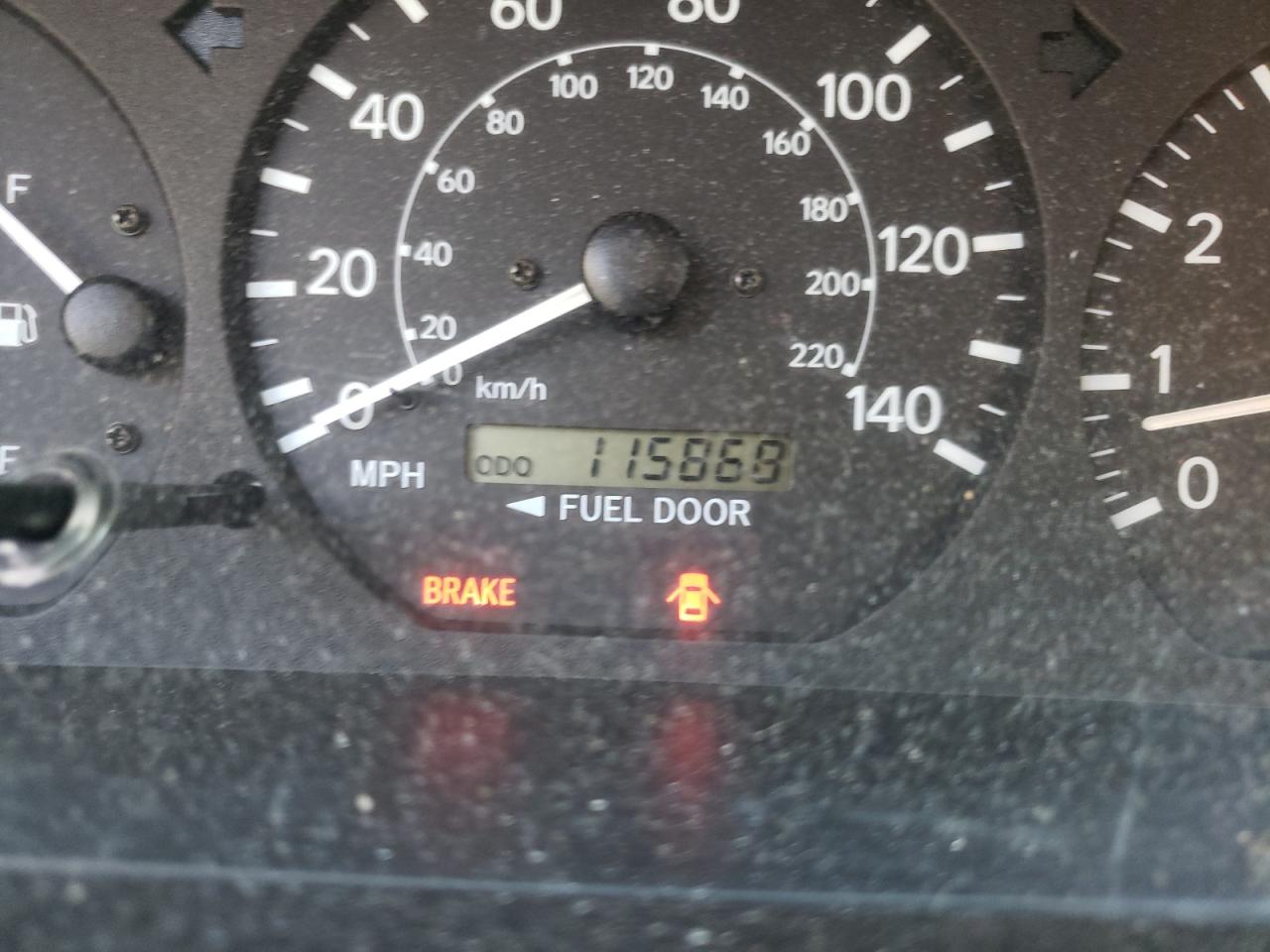 Photo 12 from auction – 2000 TOYOTA CAMRY CE with VIN 4T1BG22K6YU929429