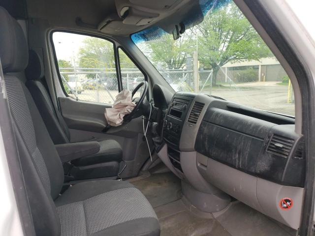 Photo 9 from auction – 2013 MERCEDES-BENZ SPRINTER 2 with VIN WD3PE8CC5D5769584