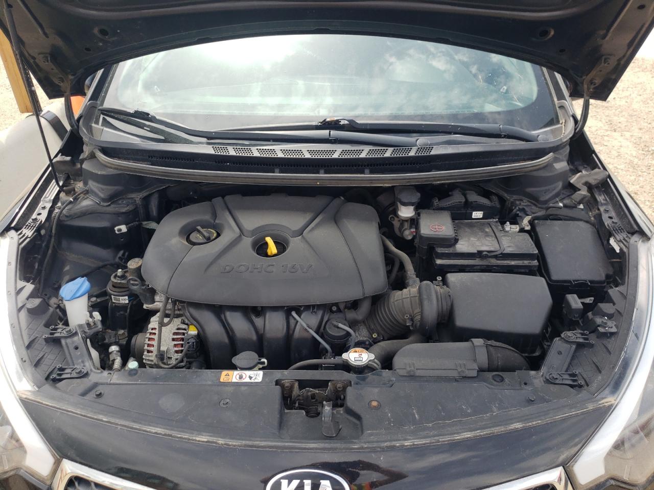 Photo 12 from auction – 2015 KIA FORTE LX with VIN KNAFX4A62F5345149
