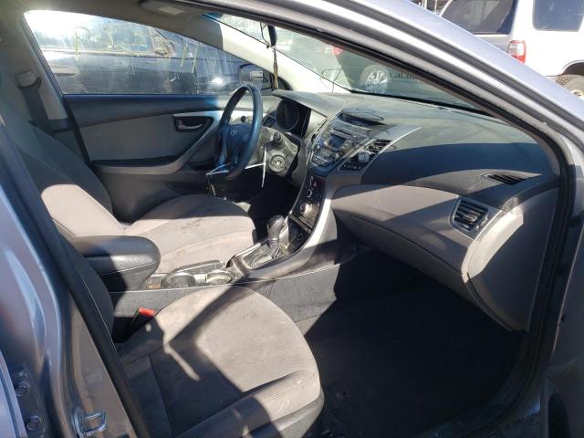 Photo 5 from auction – 2016 HYUNDAI ELANTRA SE with VIN 5NPDH4AE3GH702547