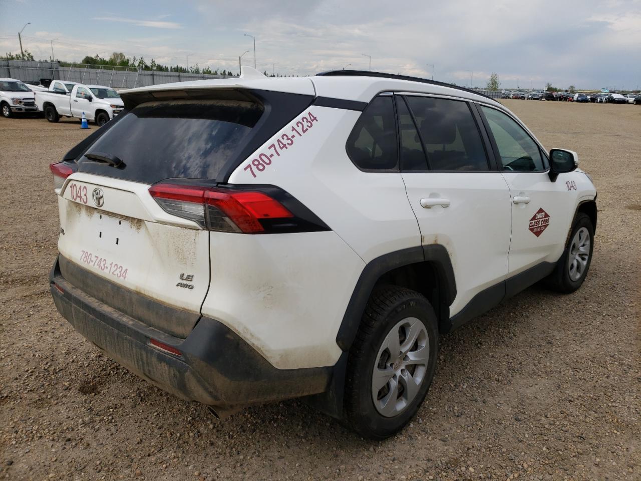Photo 4 from auction – 2020 TOYOTA RAV4 LE with VIN 2T3B1RFV3LW099359