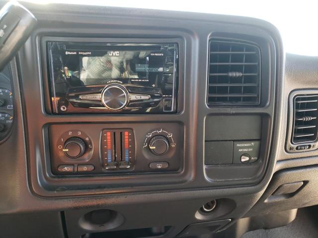 Photo 9 from auction – 2004 CHEVROLET SILVERADO with VIN 2GCEC19T241222632