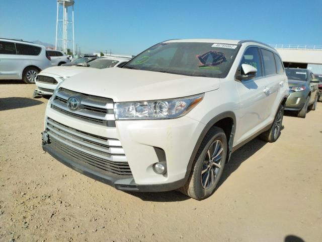 Photo 2 from auction – 2019 TOYOTA HIGHLANDER with VIN 5TDJZRFH4KS615890