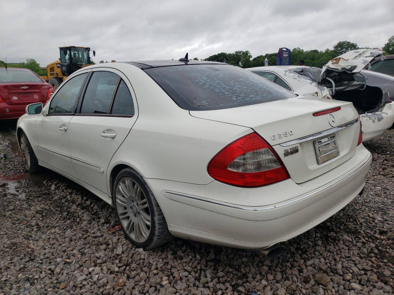 Photo 16 from auction – 2007 MERCEDES-BENZ E 350 with VIN WDBUF56X07B153072