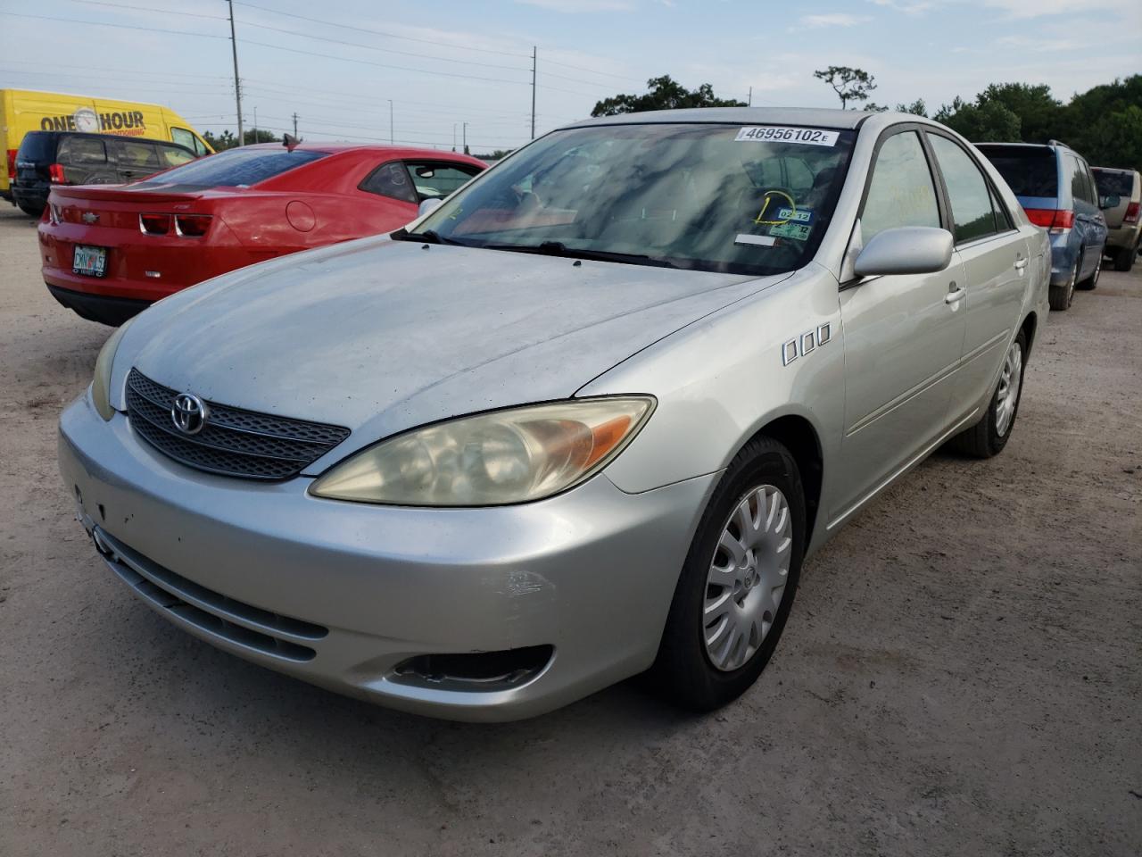 Photo 2 from auction – 2002 TOYOTA CAMRY LE with VIN JTDBE32K820119184