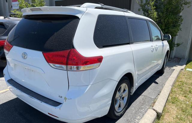 Photo 4 from auction – 2011 TOYOTA SIENNA LE with VIN 5TDKK3DC2BS069958