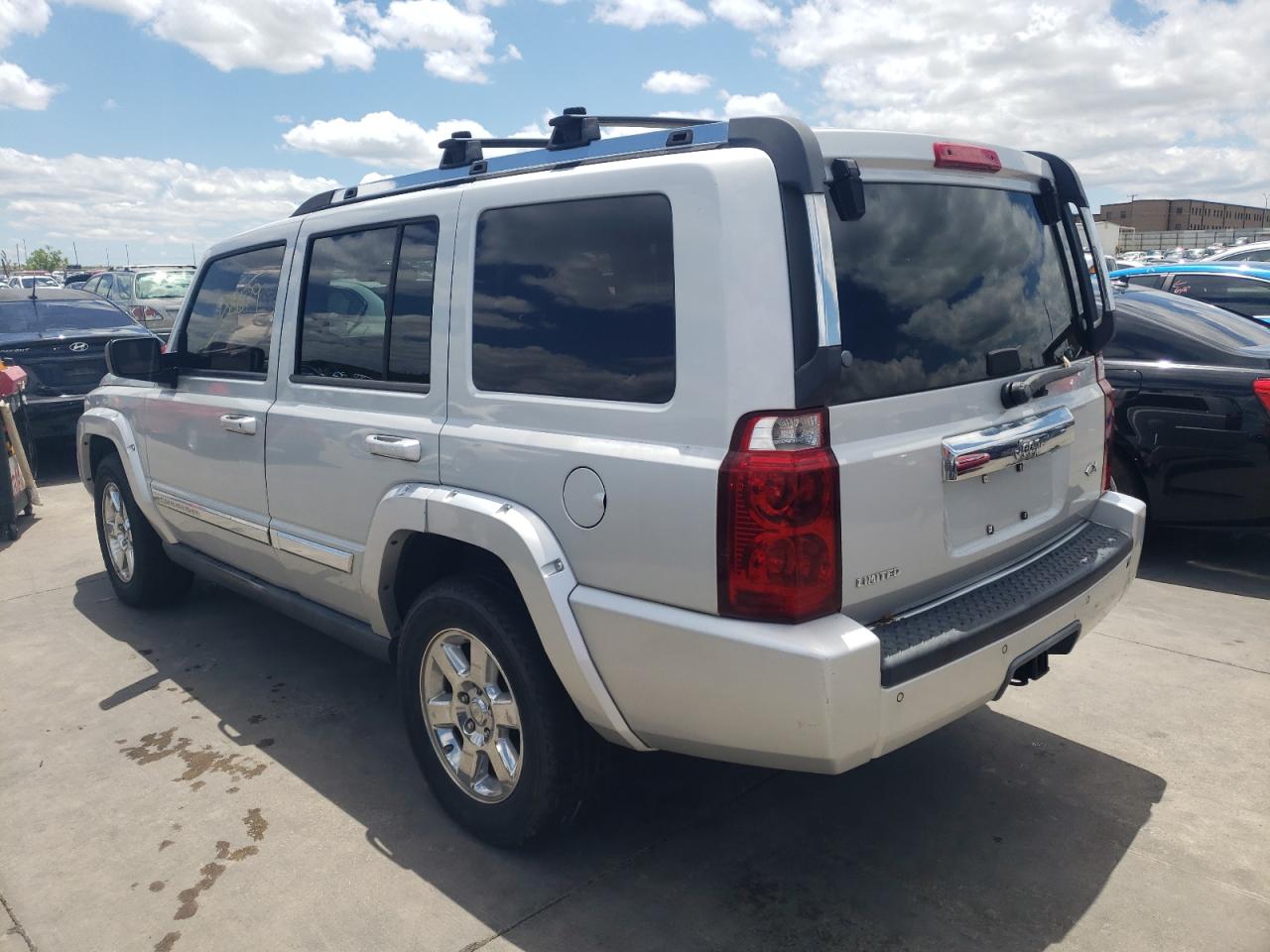 Photo 3 from auction – 2006 JEEP COMMANDER with VIN 1J8HH58N36C150371