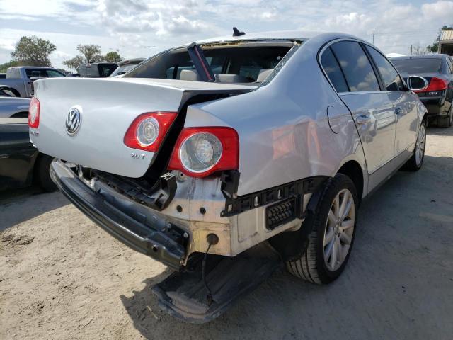 Photo 4 from auction – 2010 VOLKSWAGEN PASSAT KOM with VIN WVWJK7AN7AE080709