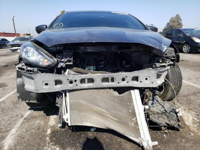 Photo 9 from auction – 2017 FORD FOCUS ST with VIN 1FADP3L94HL211047