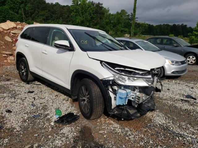 TOYOTA HIGHLANDER 2019 with VIN 5TDBZRFH4KS950412 - Photo from auction