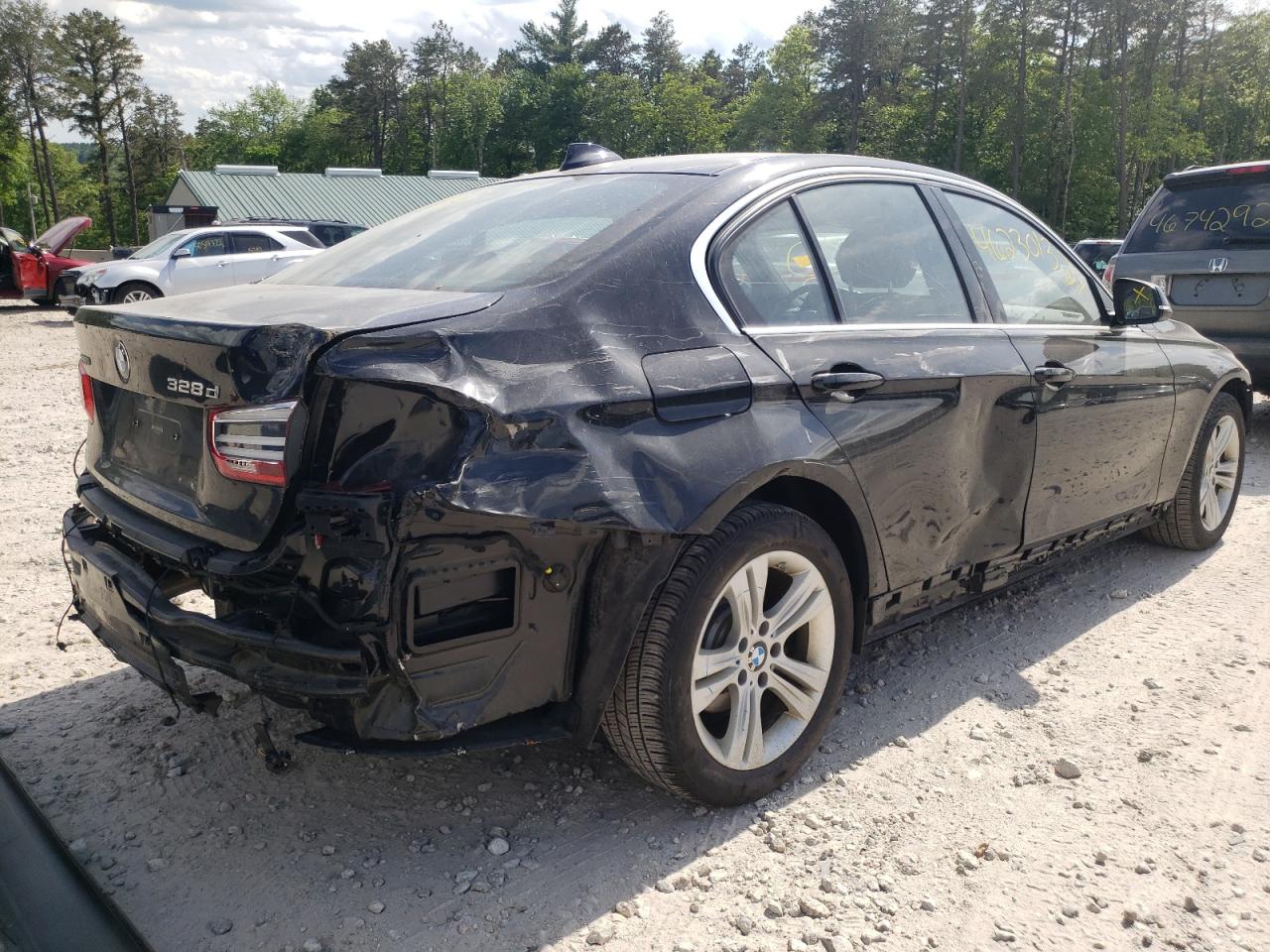 Photo 4 from auction – 2017 BMW 328 D XDRI with VIN WBA8F1C36HK825793