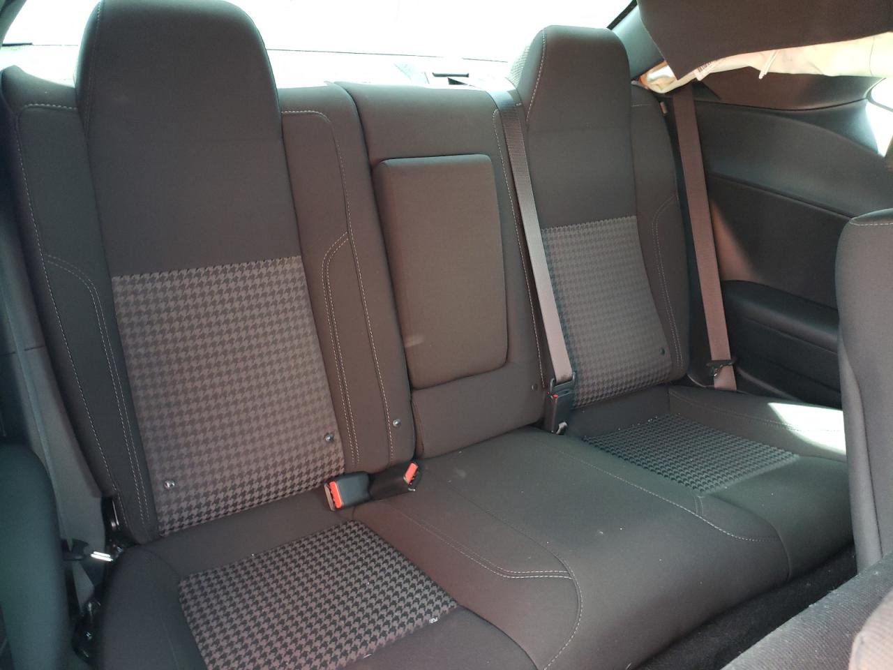 Photo 6 from auction – 2021 DODGE CHALLENGER with VIN 2C3CDZAG0MH567722