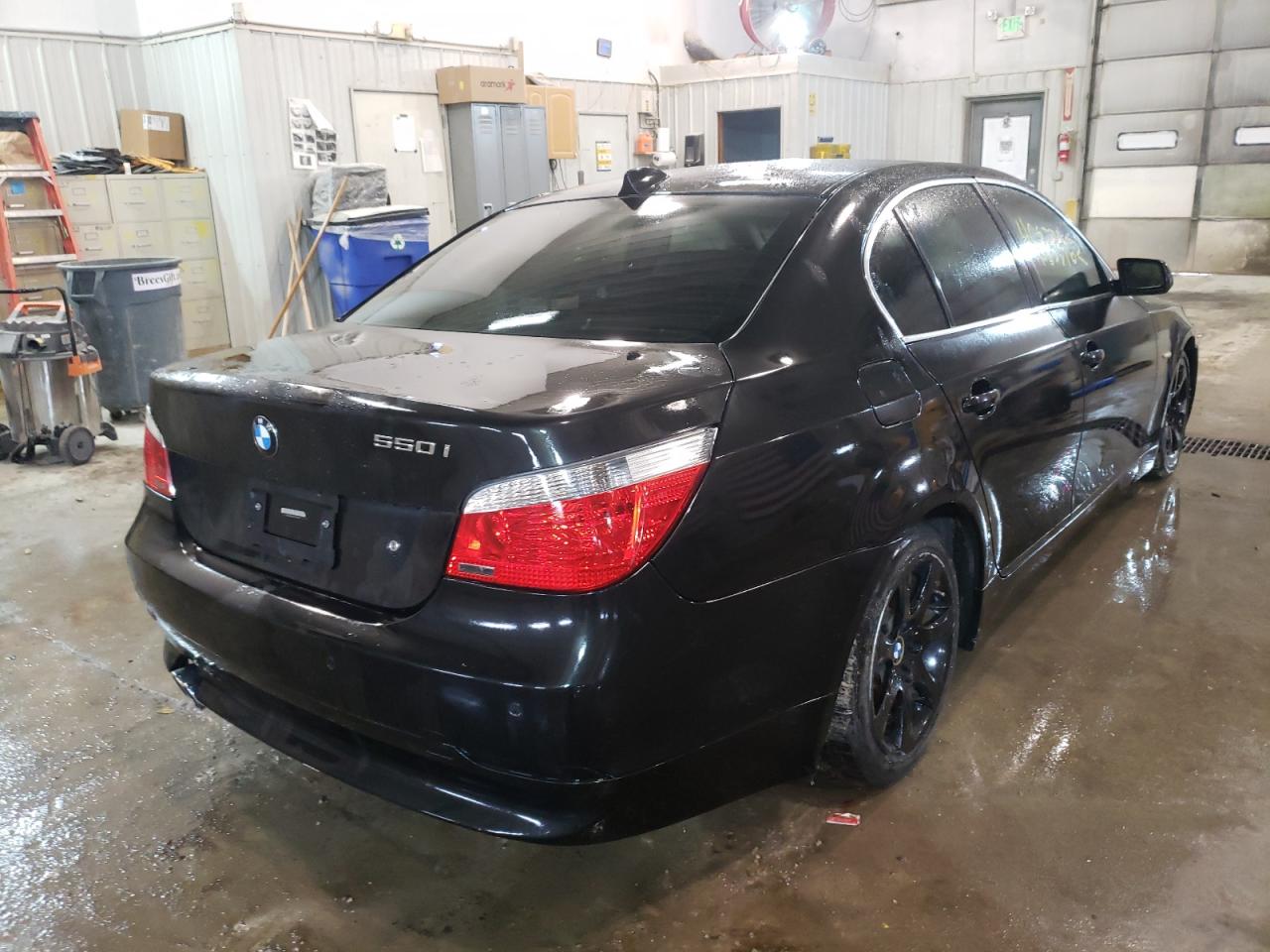 Photo 4 from auction – 2007 BMW 550 I with VIN WBANB53577CP05839