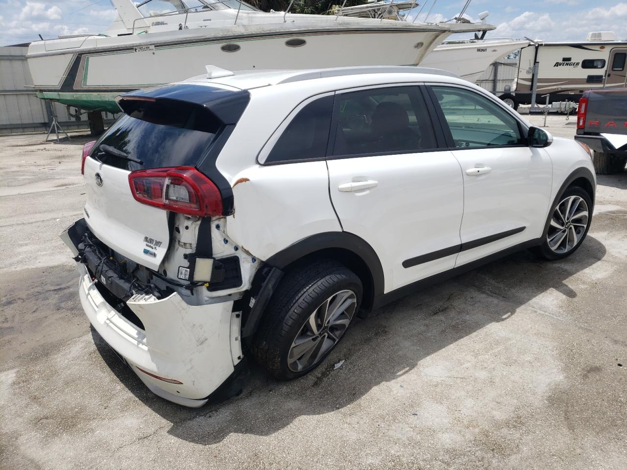 Photo 4 from auction – 2017 KIA NIRO EX TO with VIN KNDCE3LCXH5054913