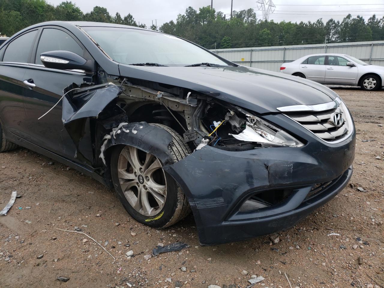 Photo 18 from auction – 2011 HYUNDAI SONATA SE with VIN 5NPEC4AC9BH002302
