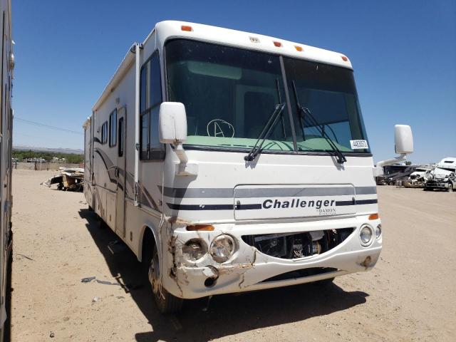 CHAL MOTORHOME 2005 with VIN 5B4MP67G743388888 - Photo from auction