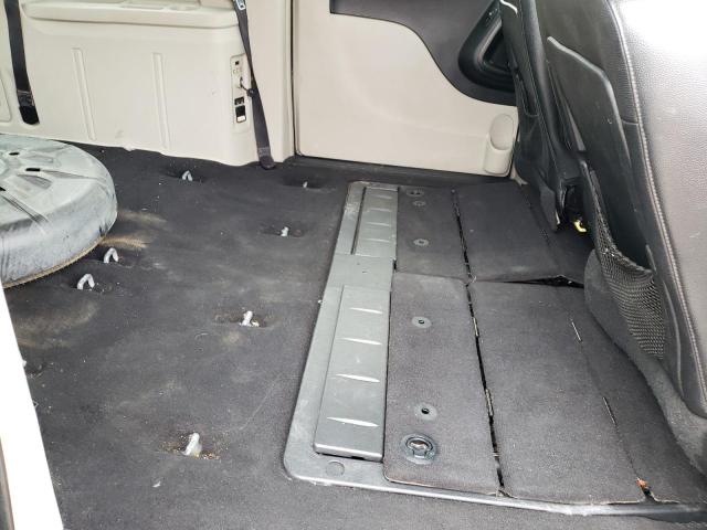 Photo 6 from auction – 2014 CHRYSLER TOWN & COU with VIN 2C4RC1BG2ER317743