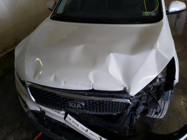 Photo 7 from auction – 2016 KIA SORENTO LX with VIN 5XYPGDA32GG096356