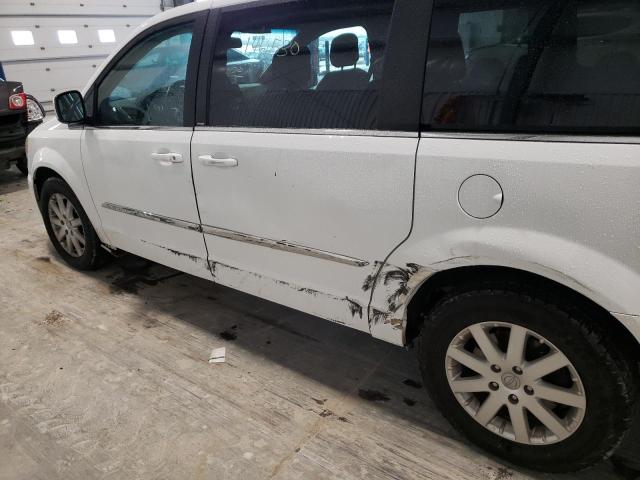 Photo 9 from auction – 2014 CHRYSLER TOWN & COU with VIN 2C4RC1BG4ER195791