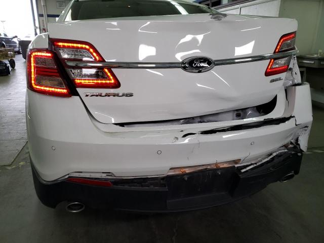 Photo 9 from auction – 2017 FORD TAURUS SEL with VIN 1FAHP2E84HG137783